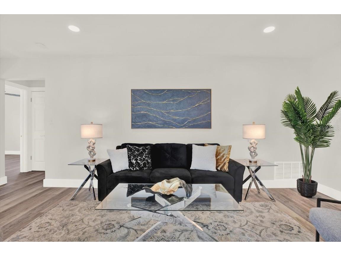 2195 Academy Drive Clearwater FL 33764 TB8448386 image5