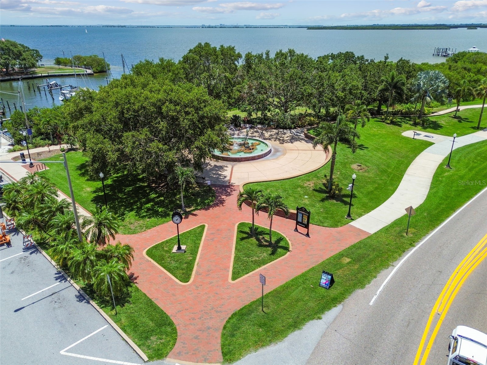 2195 Glen Drive Safety Harbor FL 34695 TB8458257 image60