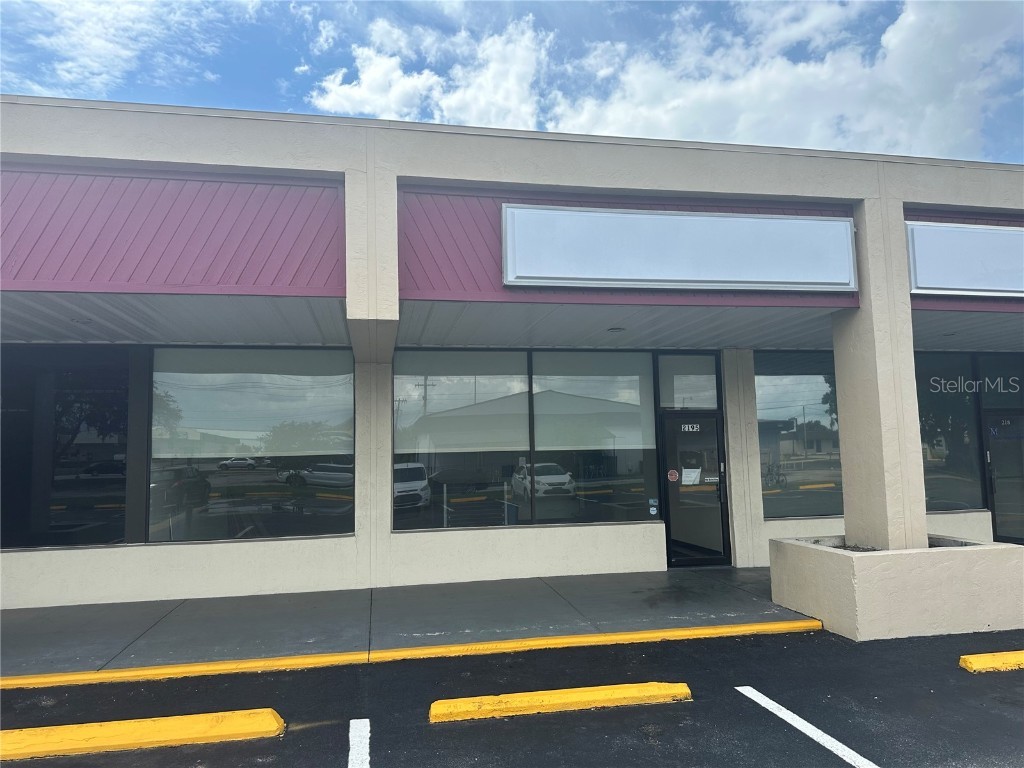 2195 S Combee Road #4 Lakeland FL 33801 L4947437 image1