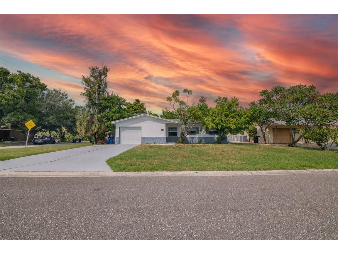 2197 63rd Avenue S Saint Petersburg FL 33712 S5134134 image1