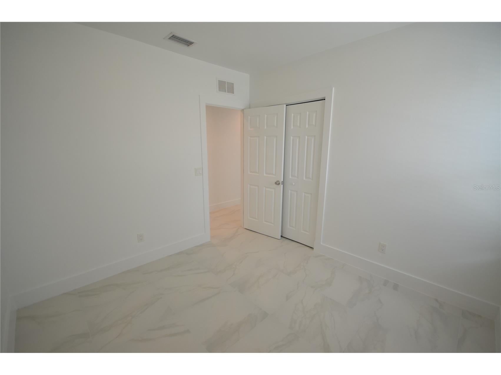 2197 Davis Court Fort Myers FL 33916 O6404158 image13