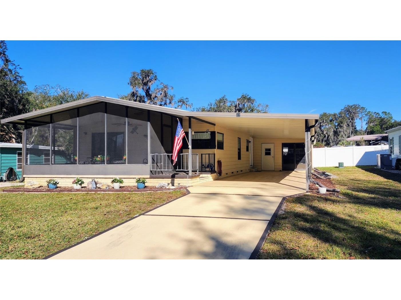 22 Big Oak Lane Wildwood FL 34785 - LAKE OKAHUMPKA G5091121 image1