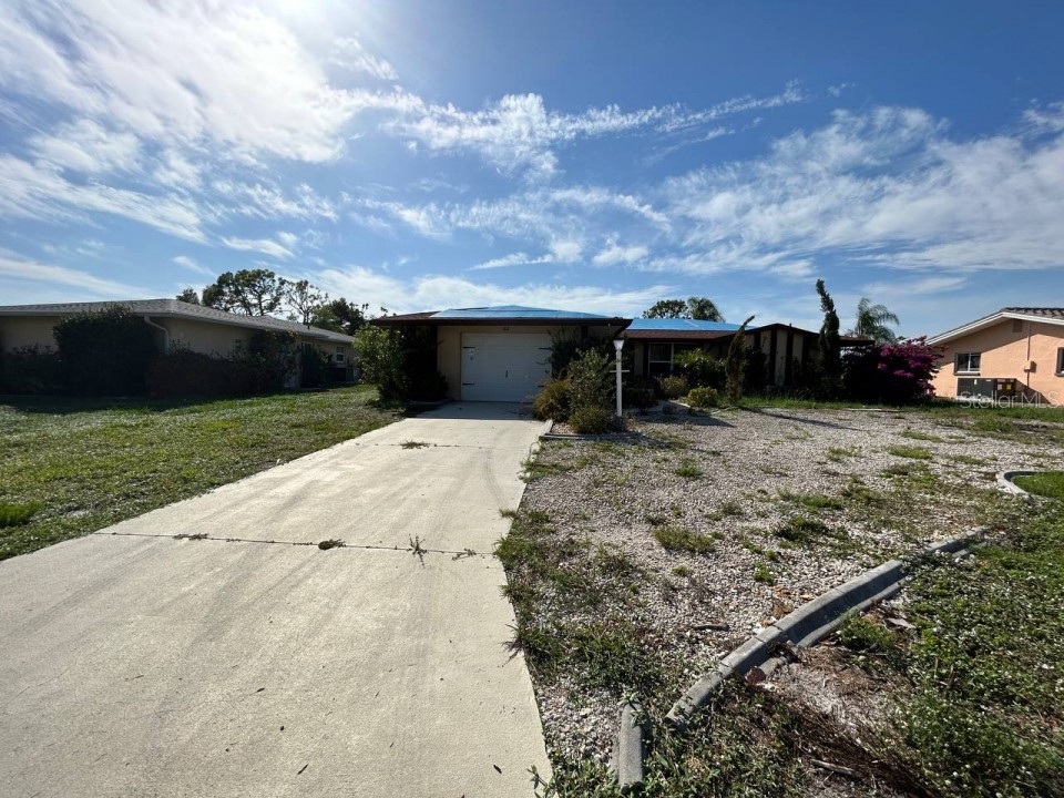 22 Caddy Road Rotonda West FL 33947 O6122244 image1