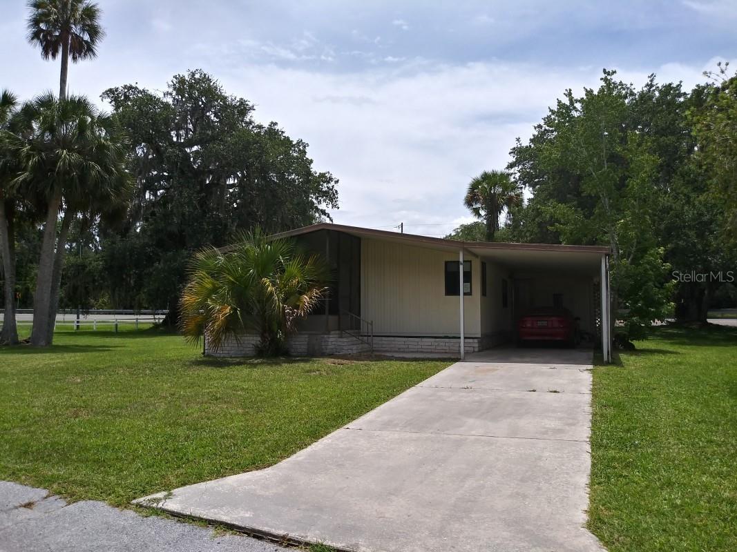 22 Canal Court Lake Panasoffkee FL 33538 A4696651 image1