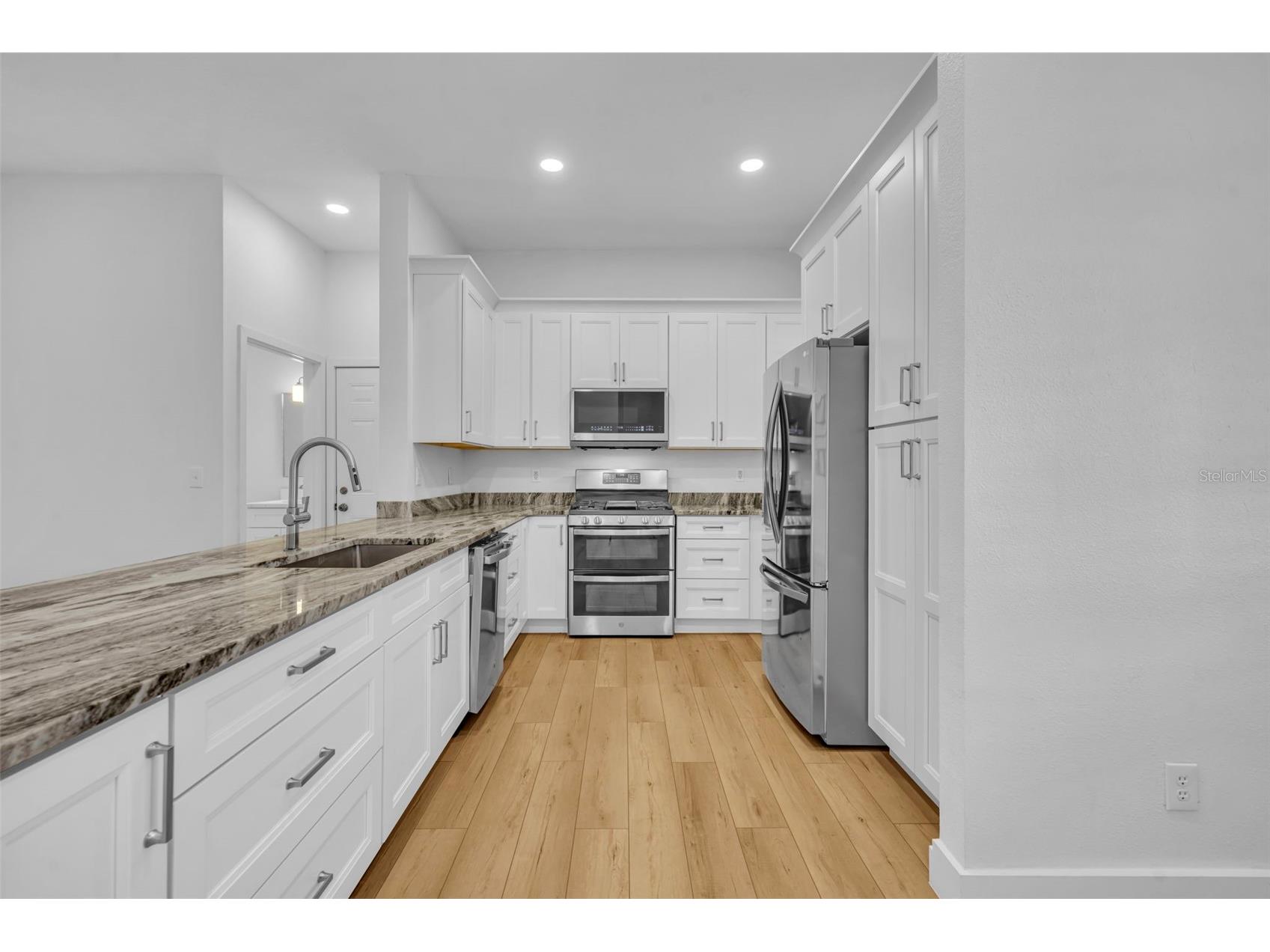 22 E Hazel Street Orlando FL 32804 O6411089 image8