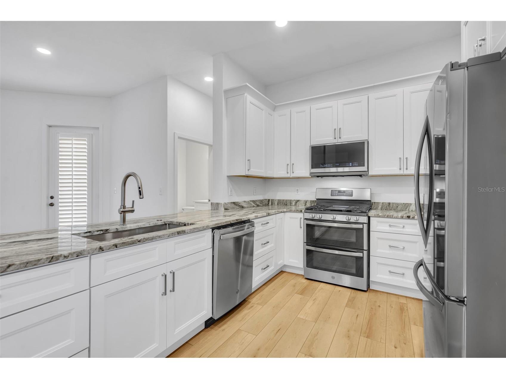 22 E Hazel Street Orlando FL 32804 O6411089 image9
