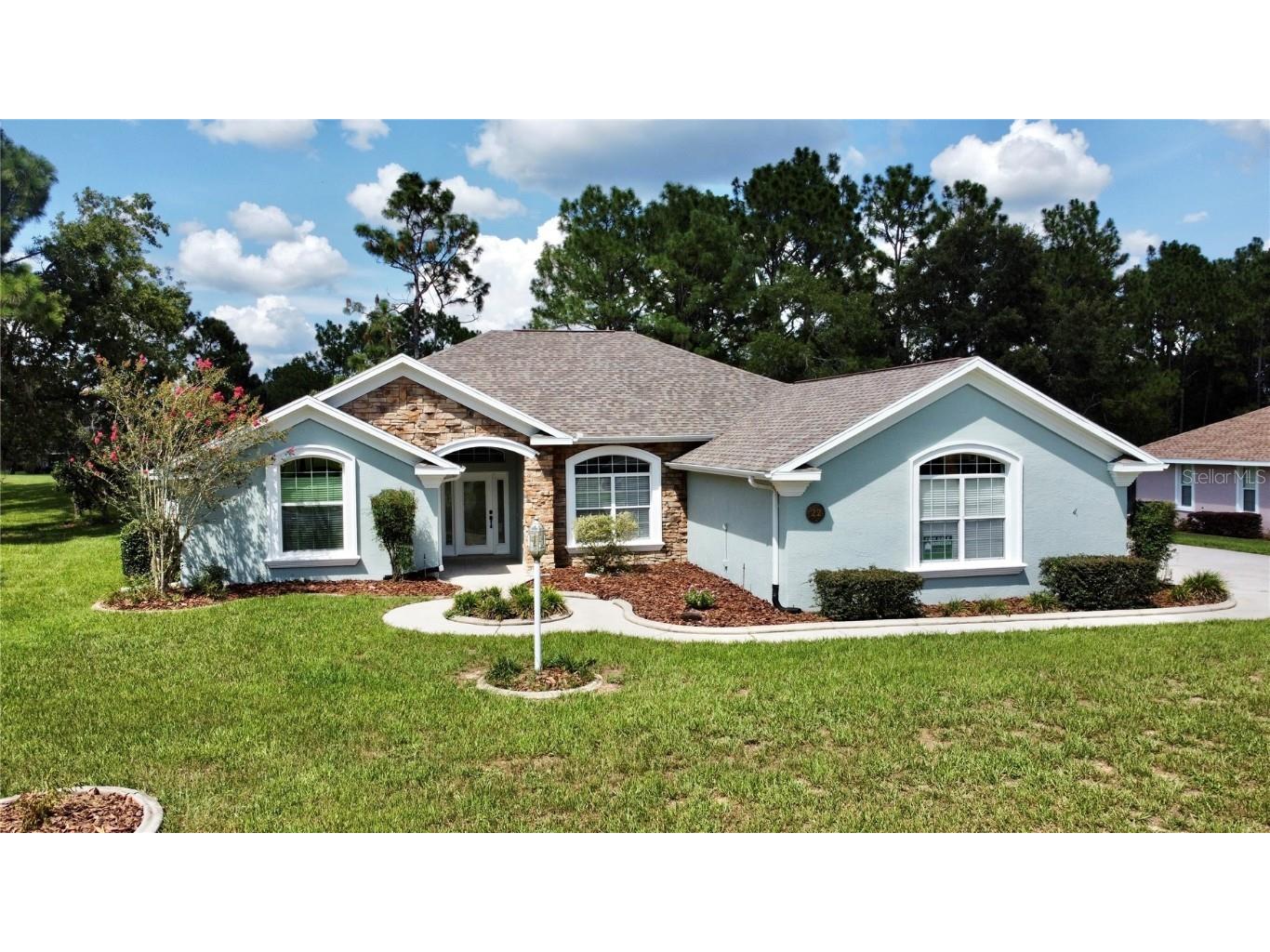 22 Lake Diamond Boulevard Ocala FL 34472 OM657421 image1