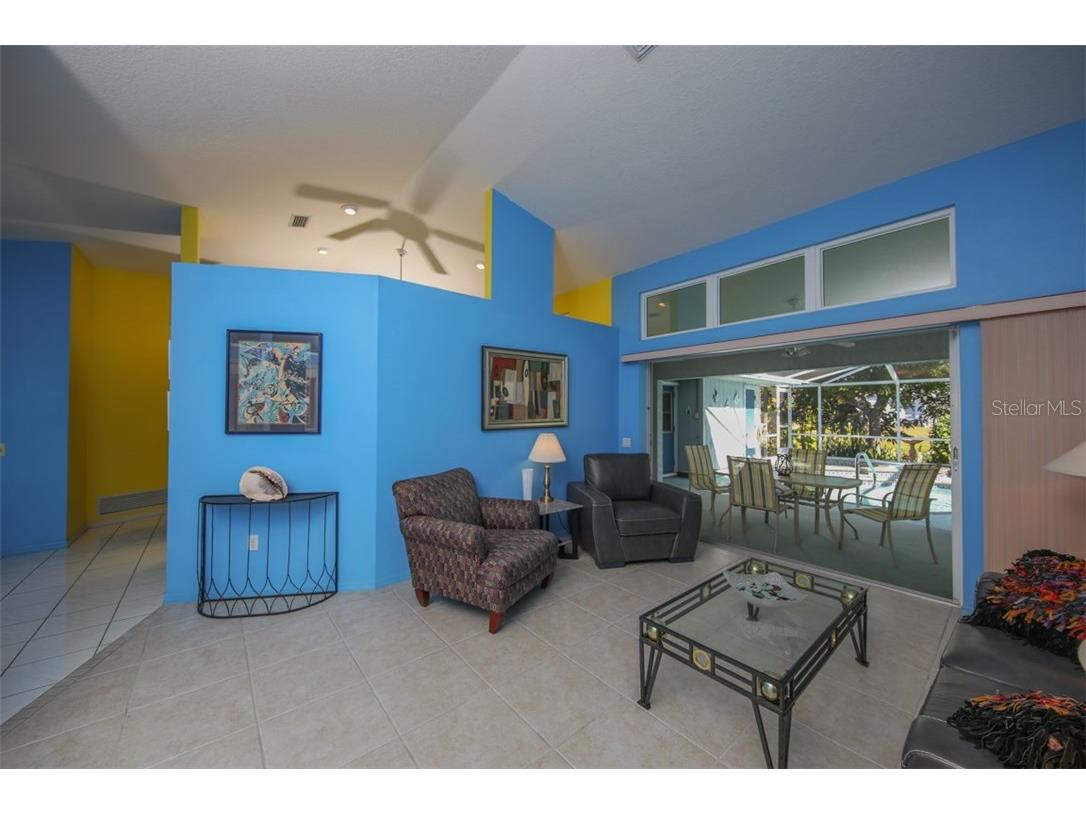 22 Mariner Lane Rotonda West FL 33947 D5912681 image5