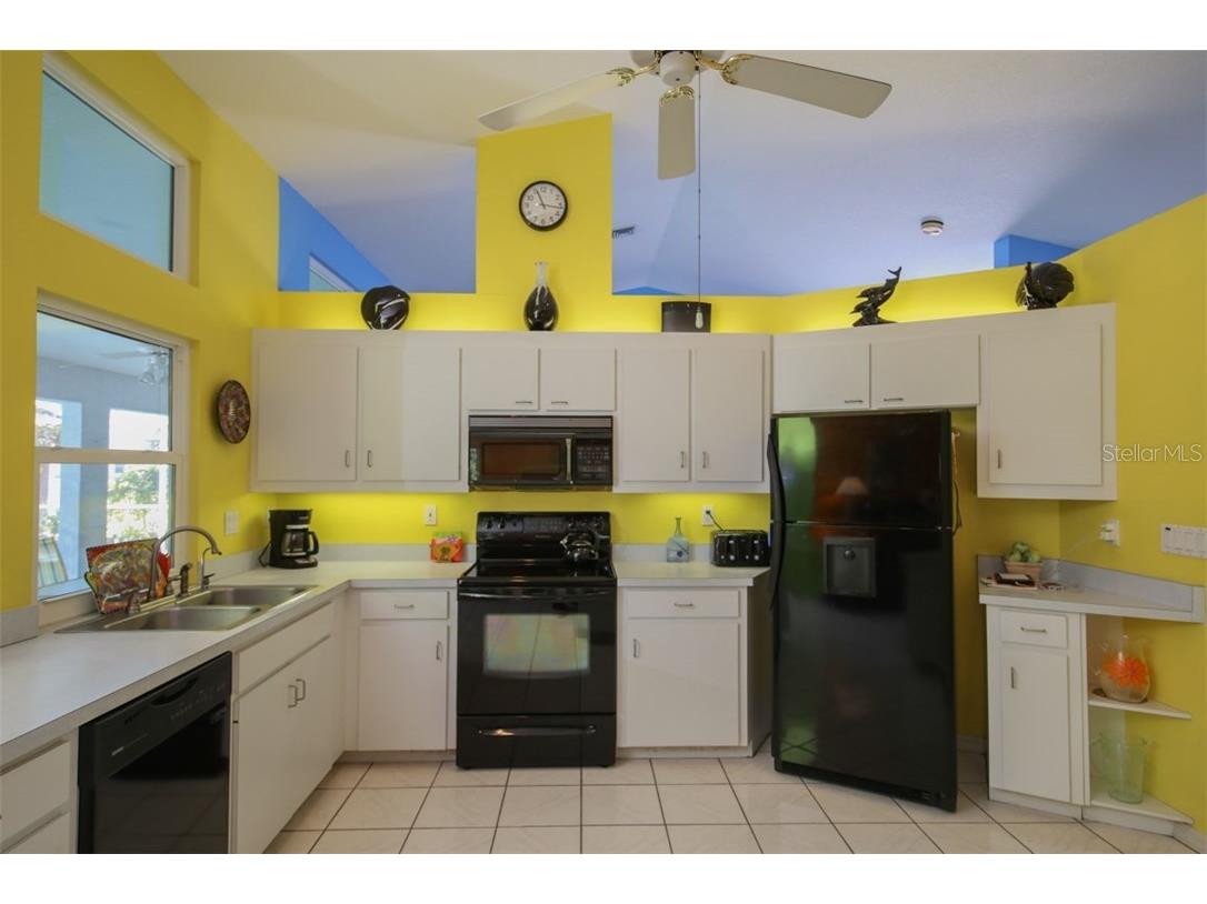 22 Mariner Lane Rotonda West FL 33947 D5912681 image8