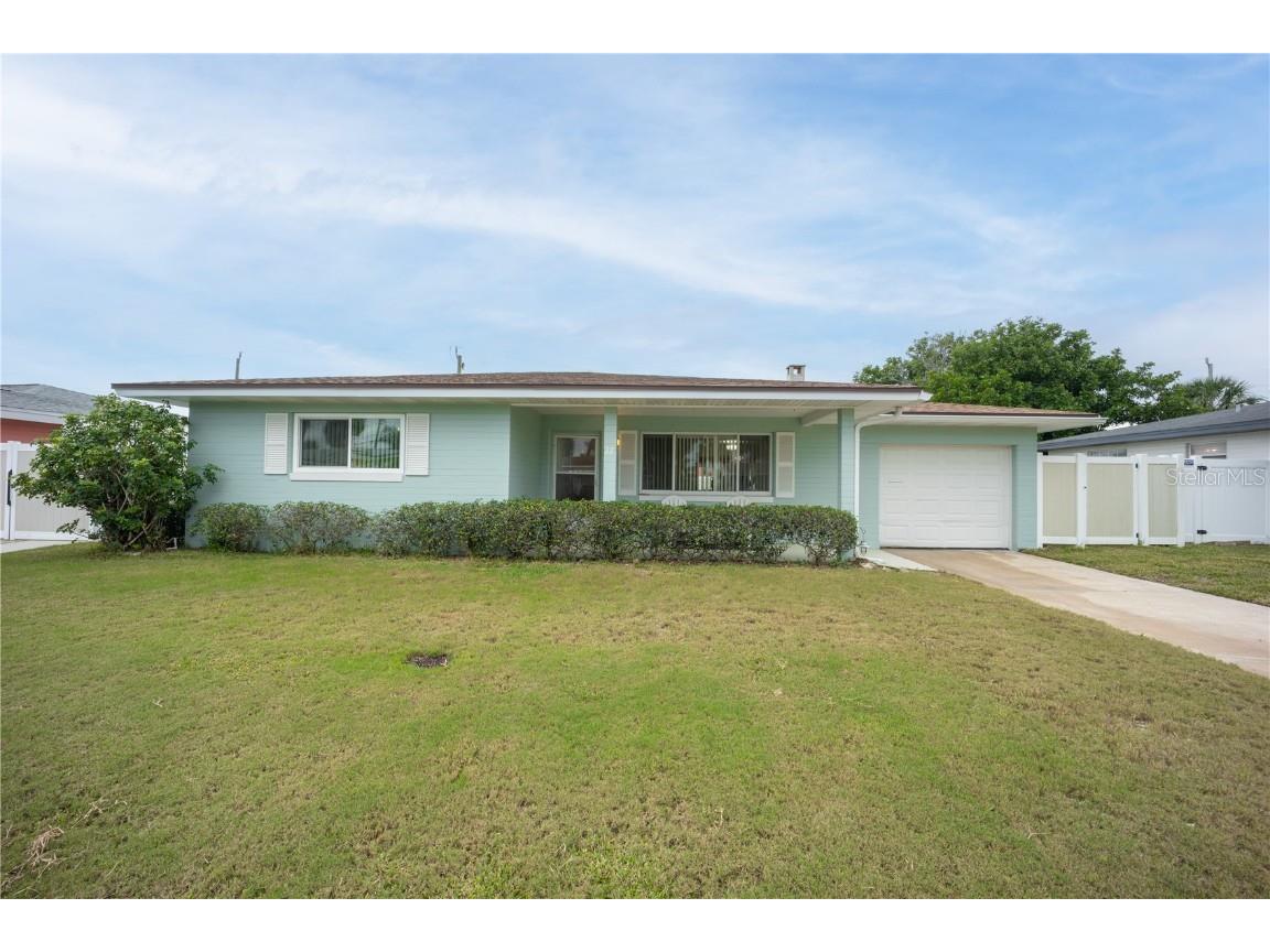 22 Oakview Circle Ormond Beach FL 32176 V4933276 image1