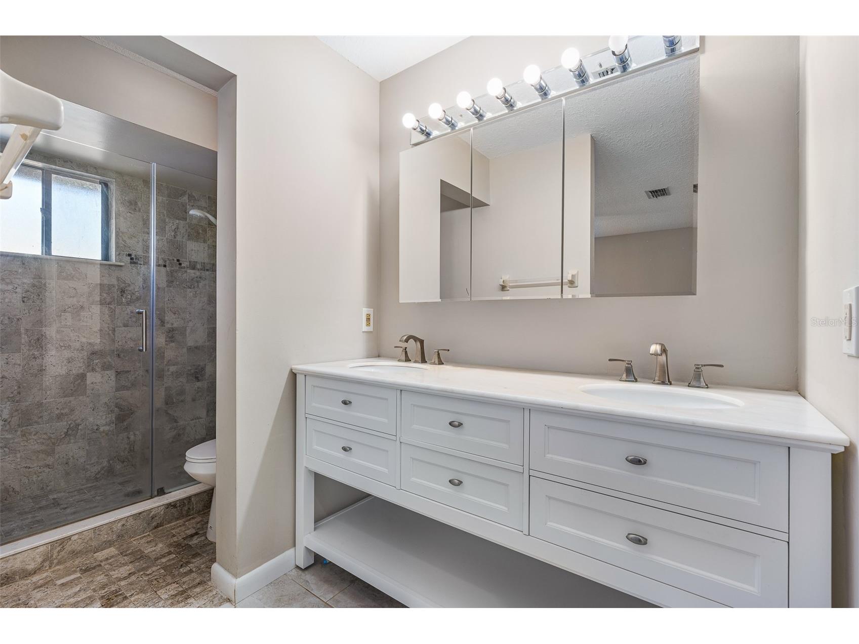 22 Pinehurst Place Palm Coast FL 32137 P4938067 image4