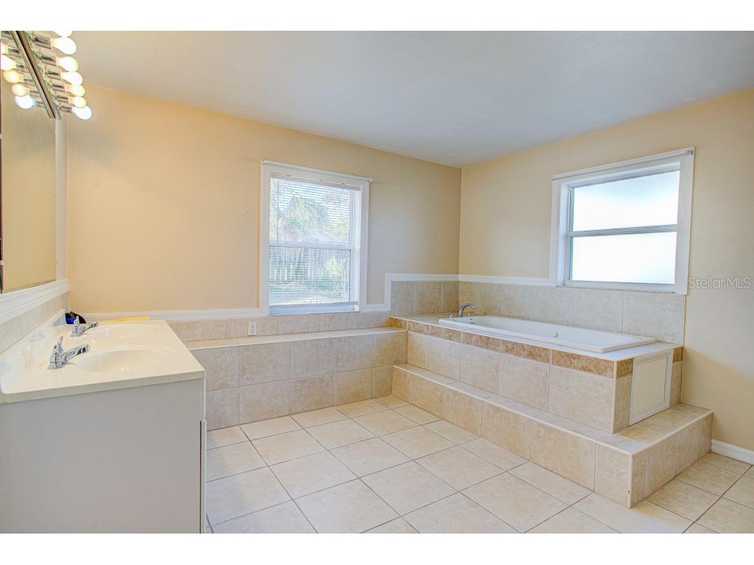 22 Plaza Drive Ormond Beach FL 32176 O6331773 image40