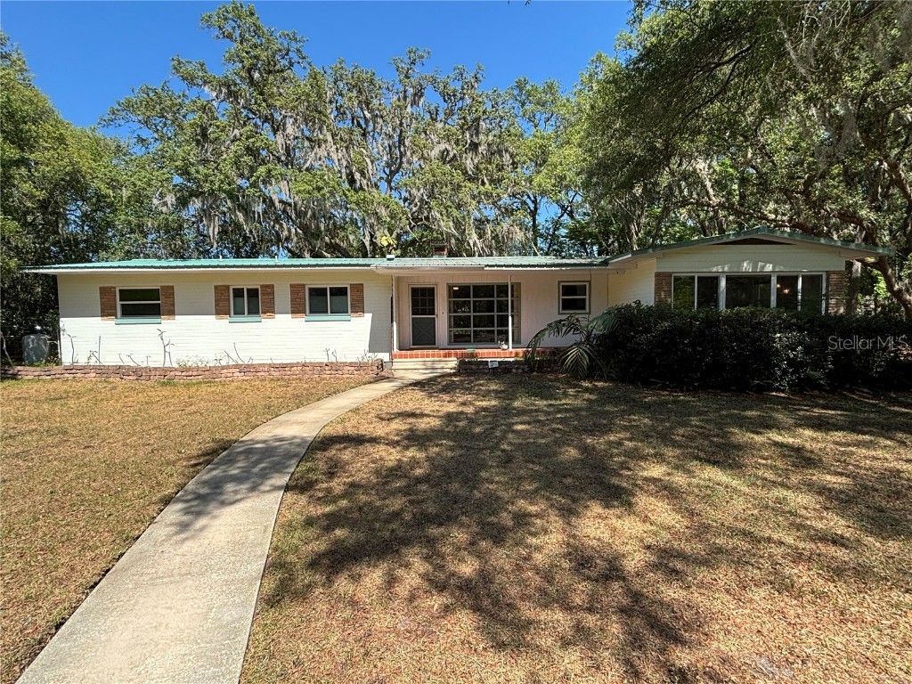 22 Poinsettia Drive Deland FL 32724 O6278979 image1