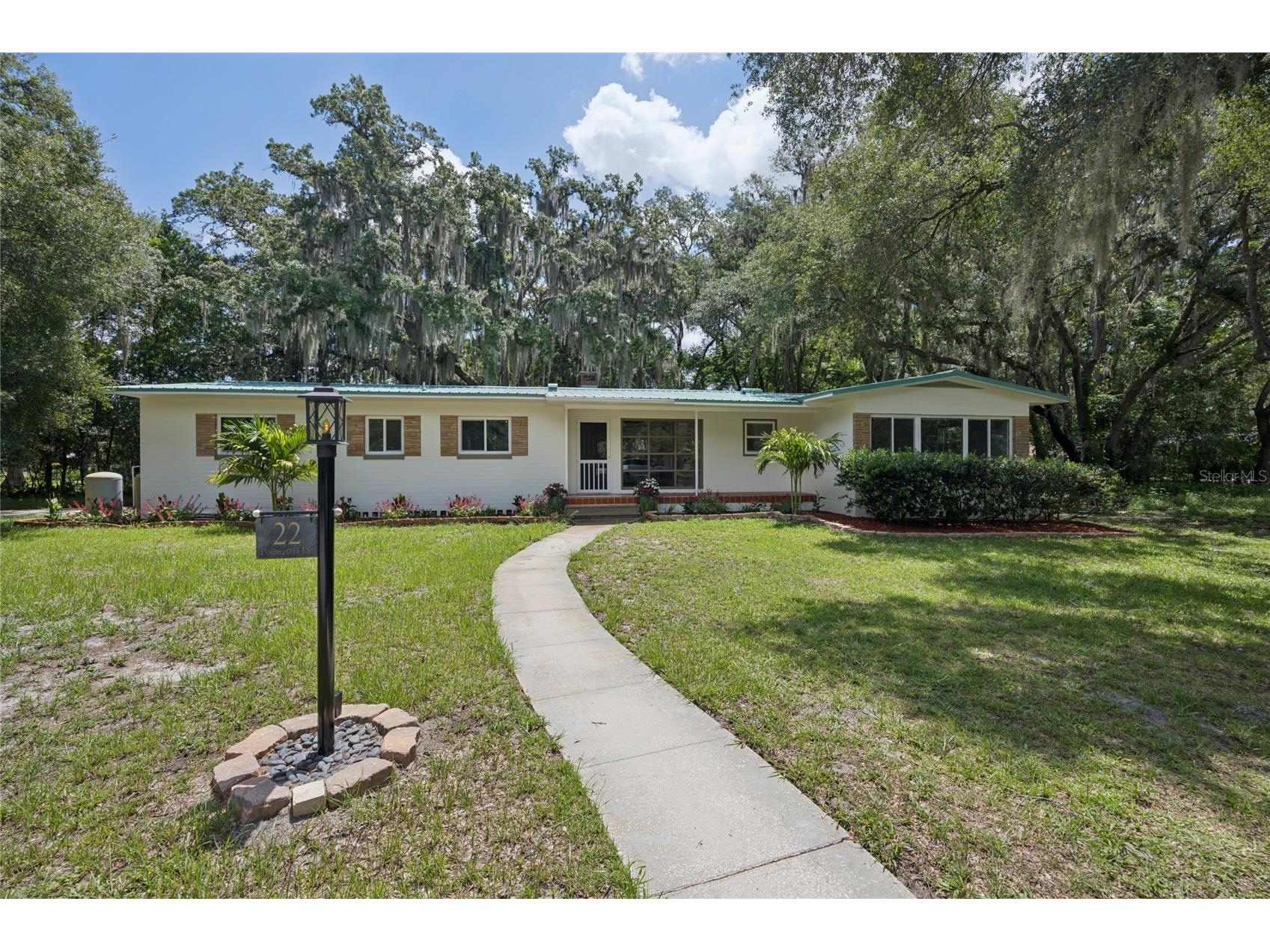 22 Poinsettia Drive Deland FL 32724 O6420028 image1