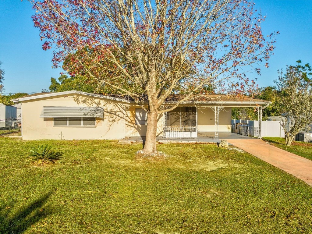 22 S Barbour Street Beverly Hills FL 34465 W7860800 image1