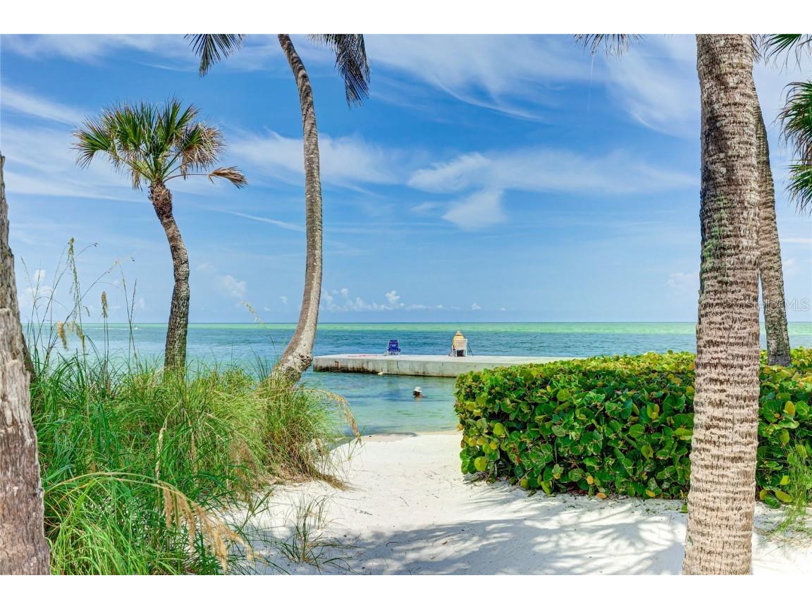 22 Sandy Cove Road #APT 10-5 Sarasota FL 34242 A4658557 image30