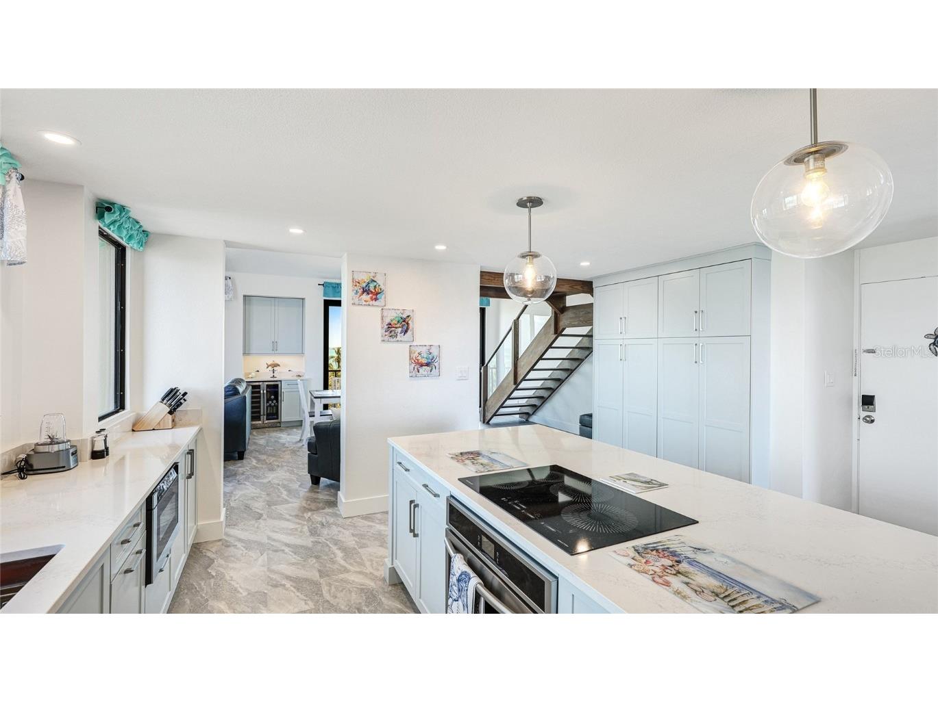 22 Sandy Cove Road #APT 10-5 Sarasota FL 34242 A4658557 image9