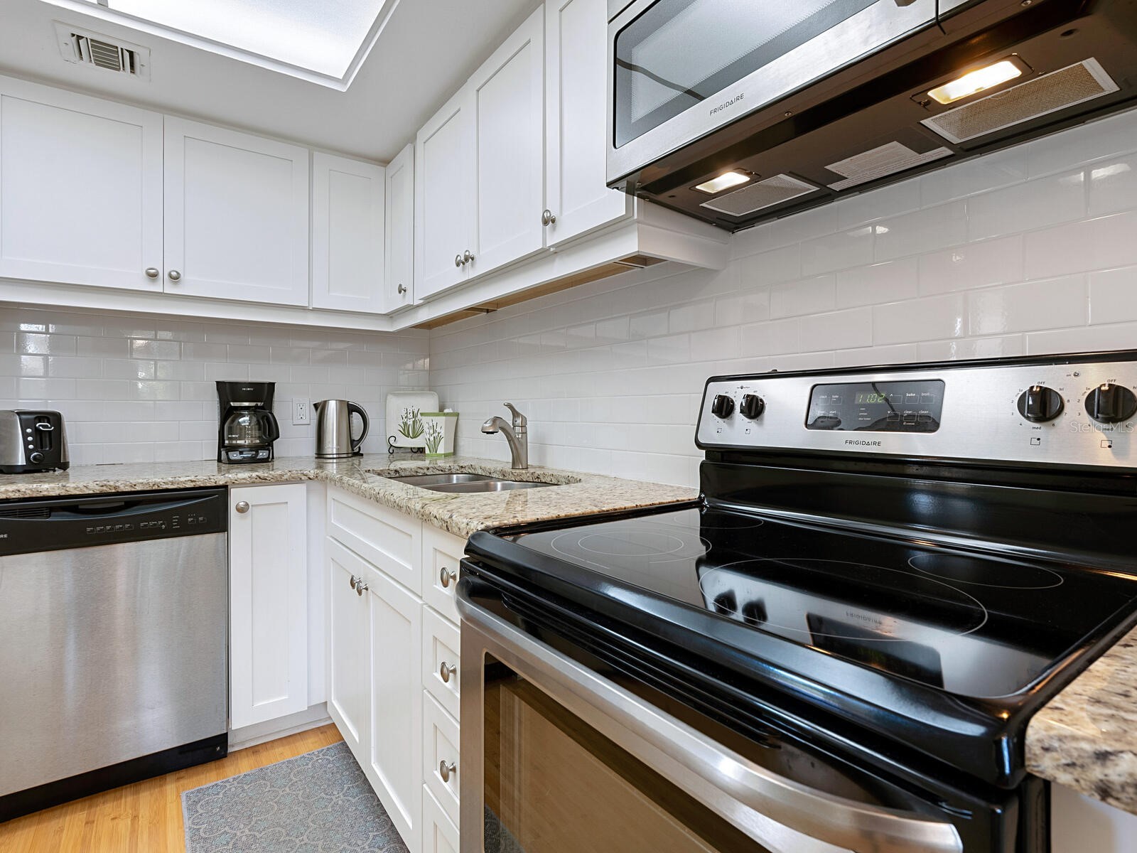 22 Sandy Cove Road #APT 203 Sarasota FL 34242 - GULF OF MEXICO A4691011 image6