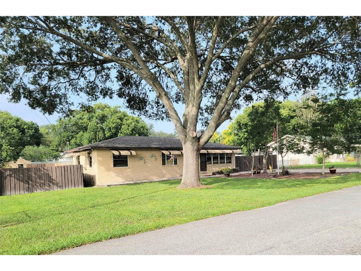 22 Seminole Drive Debary FL 32713 V4932576 image1
