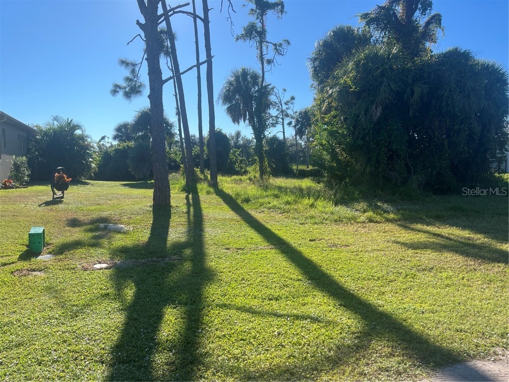 22 Tournament Road Rotonda West FL 33947 D6144537 image2