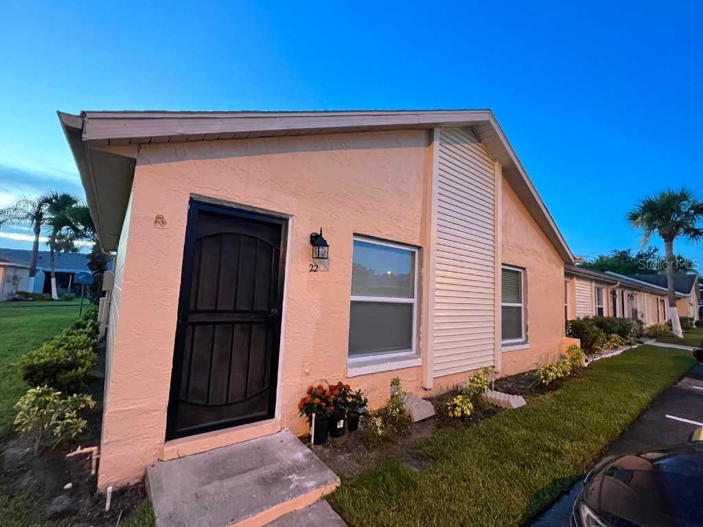 22 W Country Cove Way Kissimmee FL 34743 J963511 image1