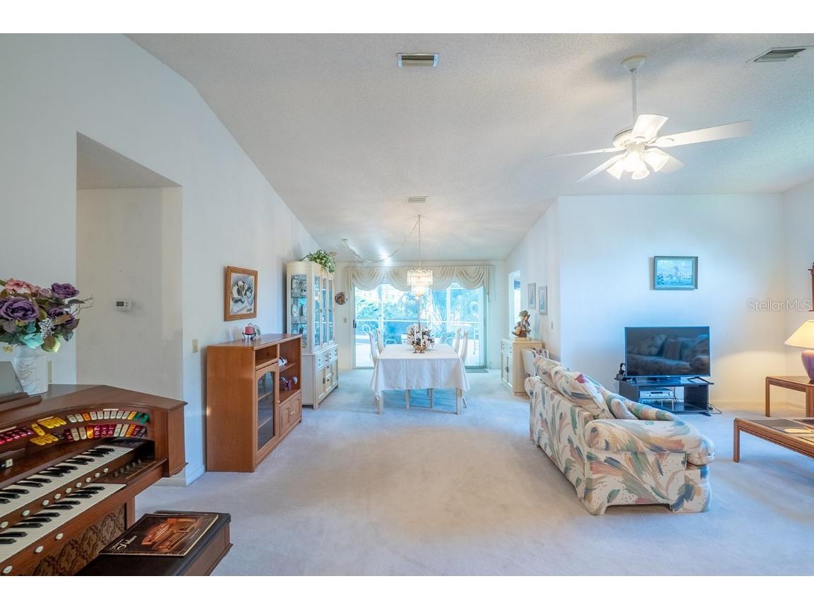 22 Whispering Pine Drive Palm Coast FL 32164 FC314064 image6