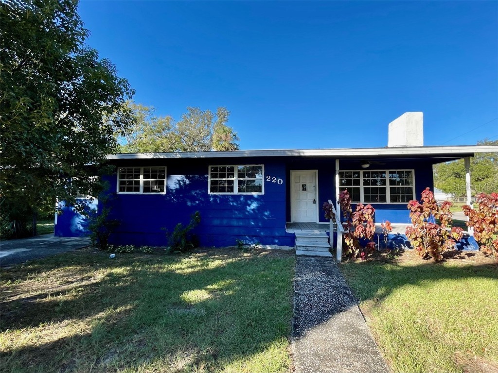 220 1 Street Geneva FL 32732 O6259860 image1