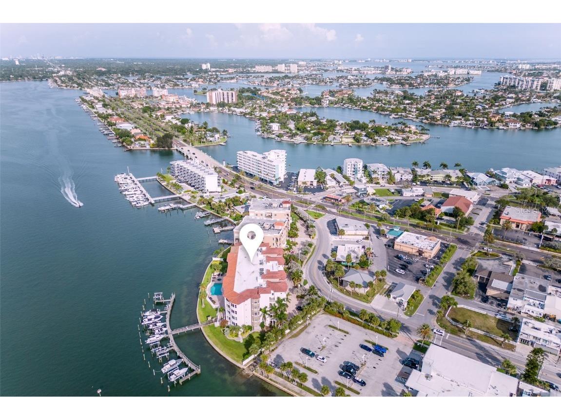 220 108th Avenue #403 Treasure Island FL 33706 U8206670 image1