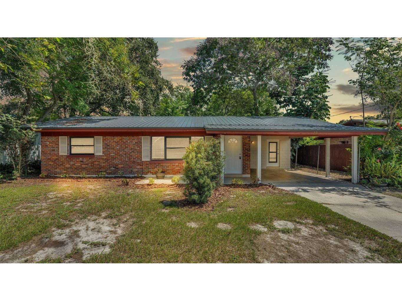 220 26th Street SW Winter Haven FL 33880 L4947841 image1