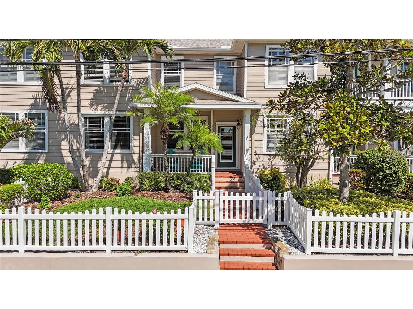 220 2nd Avenue SW Largo FL 33770 TB8360536 image1