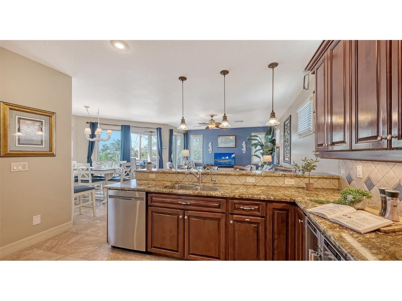 220 36th Street Holmes Beach FL 34217 - GULF OF MEXICO A4664041 image18