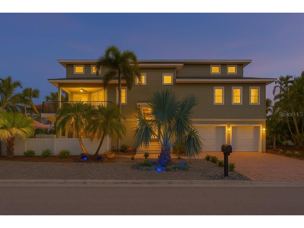 220 36th Street Holmes Beach FL 34217 - GULF OF MEXICO A4664041 image2