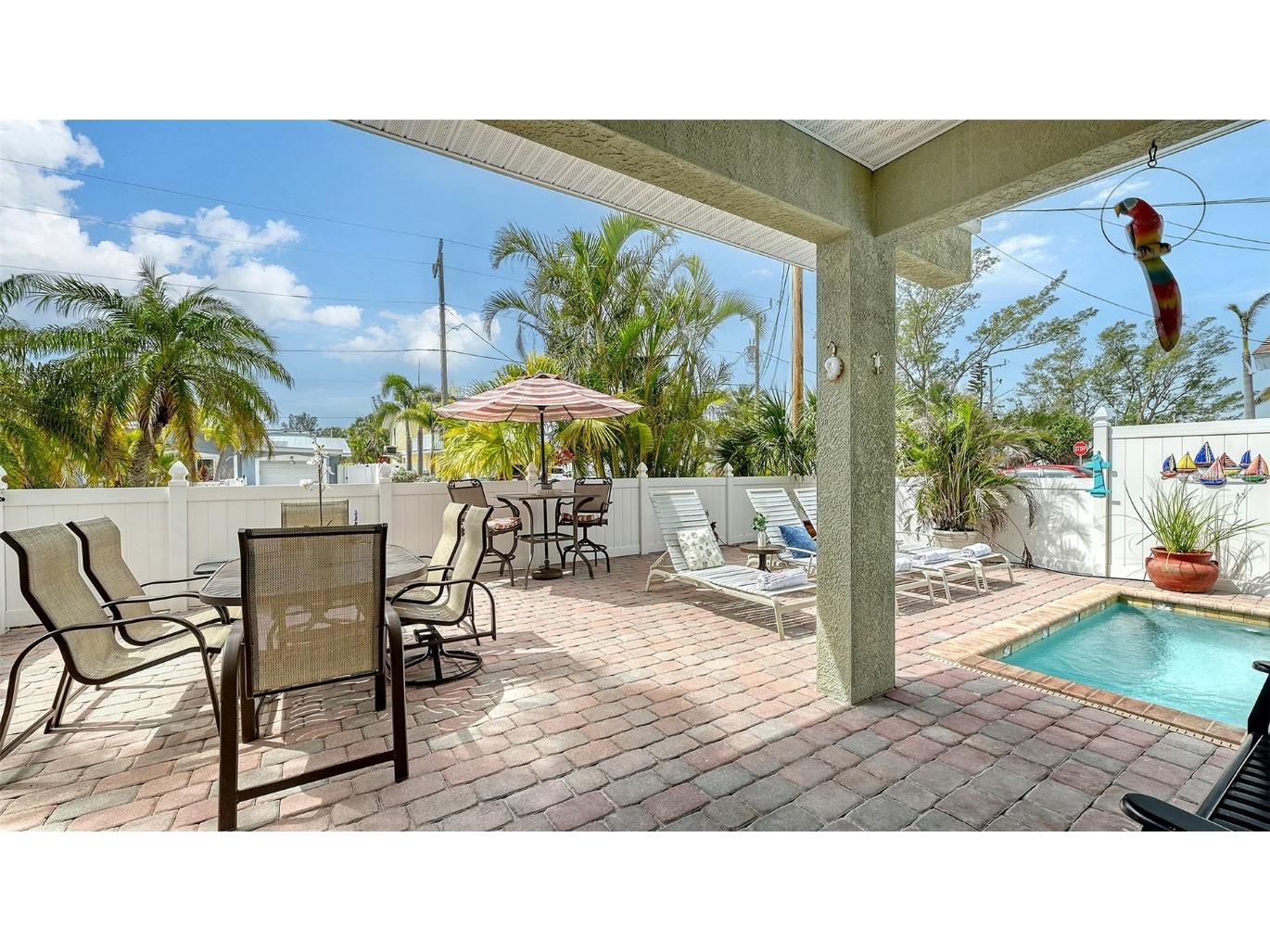 220 36th Street Holmes Beach FL 34217 - GULF OF MEXICO A4664041 image31