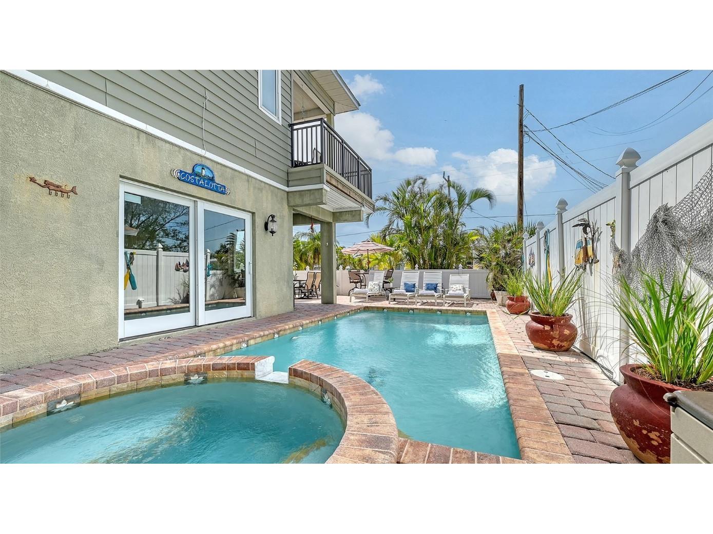 220 36th Street Holmes Beach FL 34217 - GULF OF MEXICO A4664041 image35