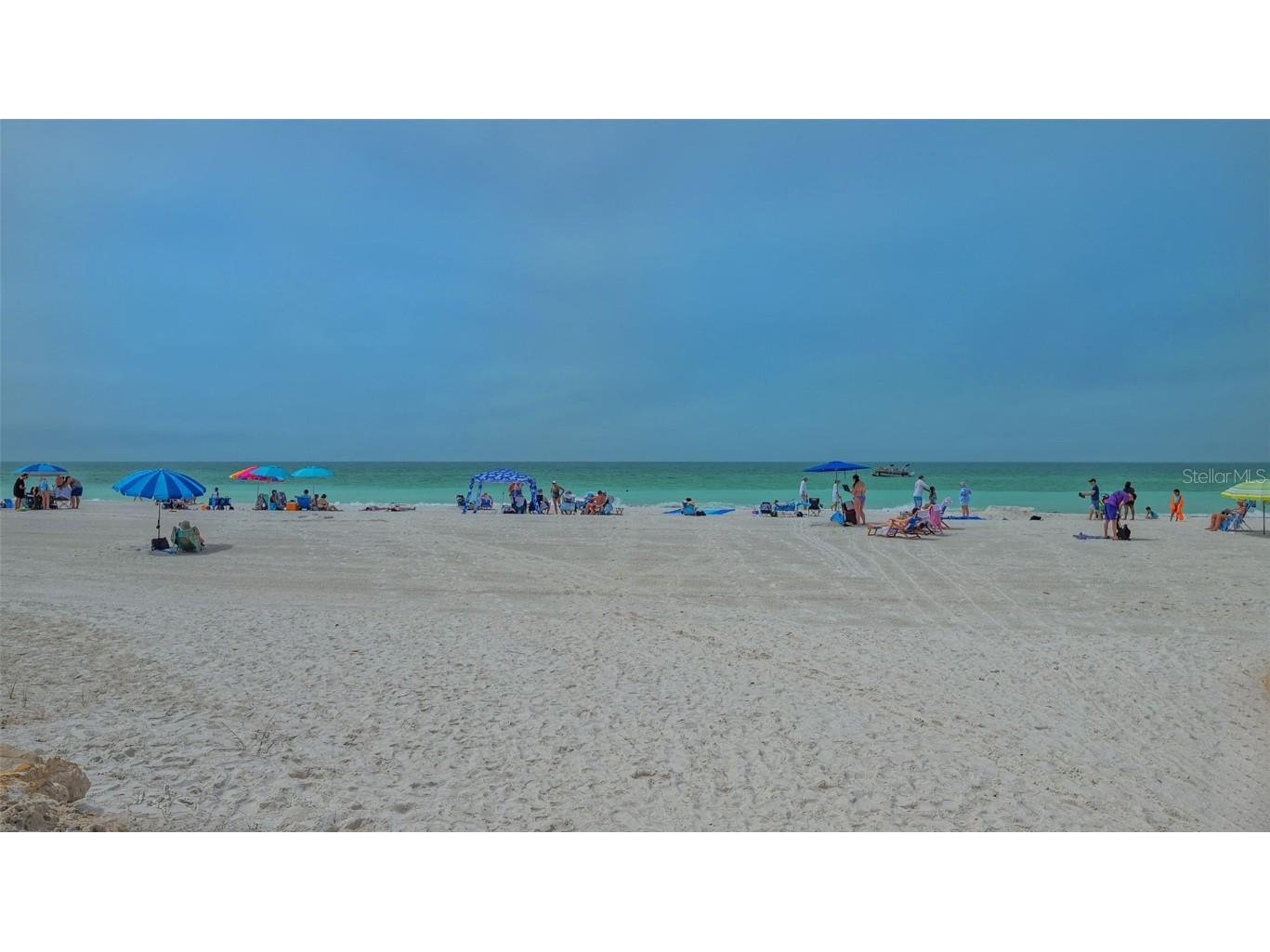 220 36th Street Holmes Beach FL 34217 - GULF OF MEXICO A4664041 image49