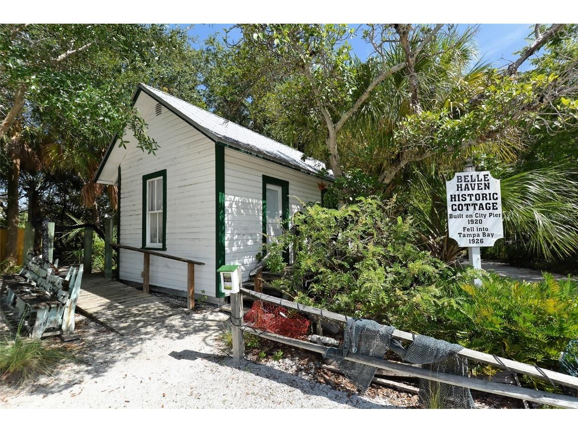 220 36th Street Holmes Beach FL 34217 - GULF OF MEXICO A4664041 image59