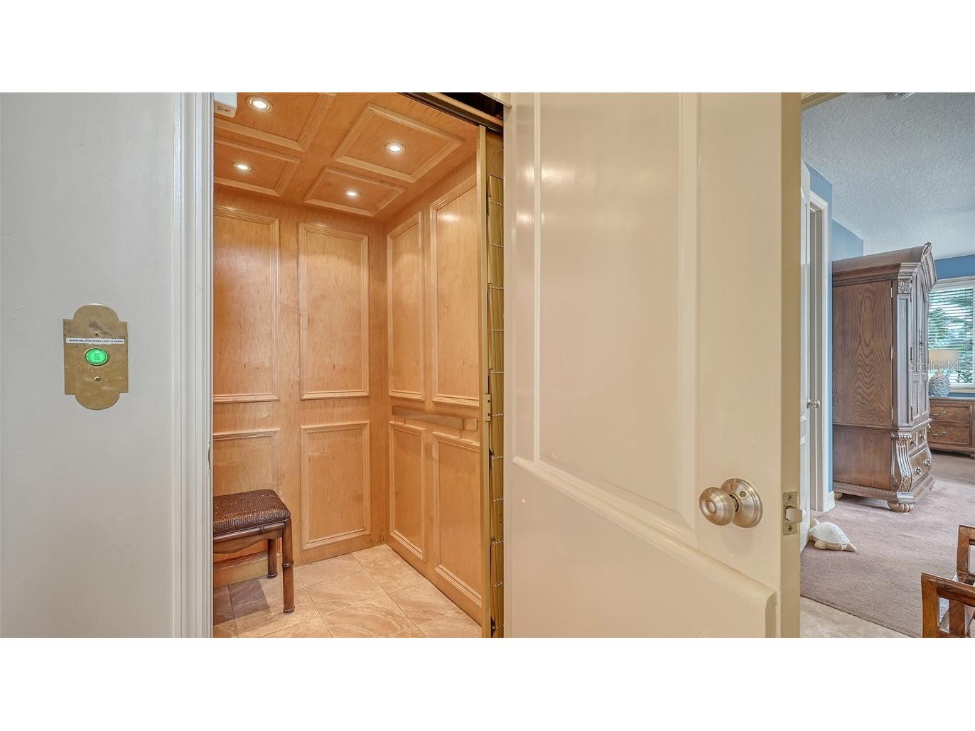 220 36th Street Holmes Beach FL 34217 - GULF OF MEXICO A4664041 image7