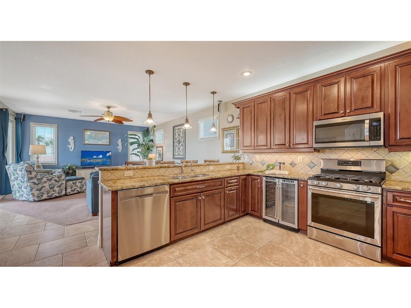 220 36th Street Holmes Beach FL 34217 - GULF OF MEXICO A4664041 image9