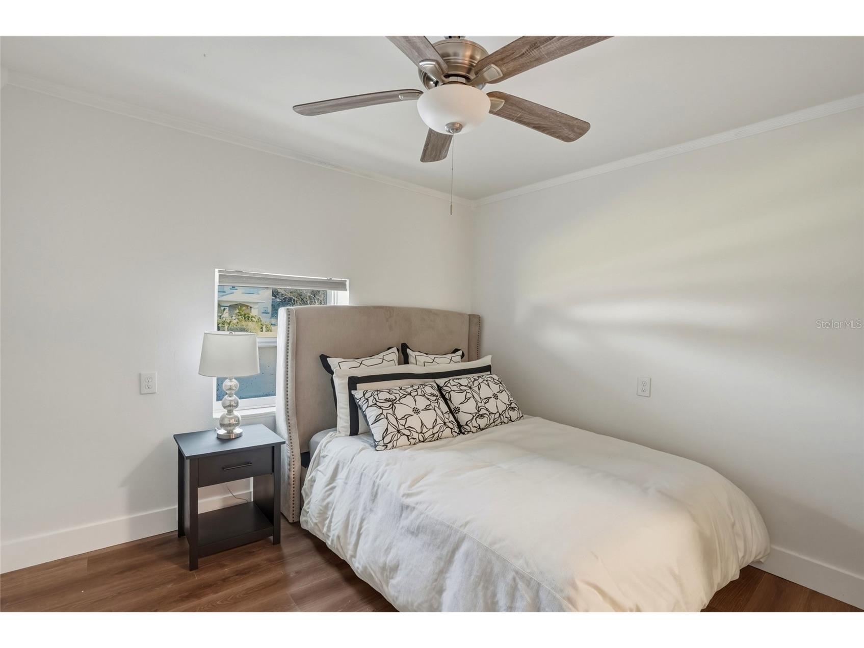 220 45th Avenue S Saint Petersburg FL 33705 TB8489649 image13