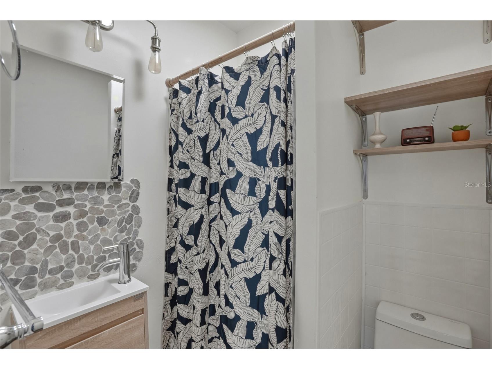 220 45th Avenue S Saint Petersburg FL 33705 TB8489649 image15