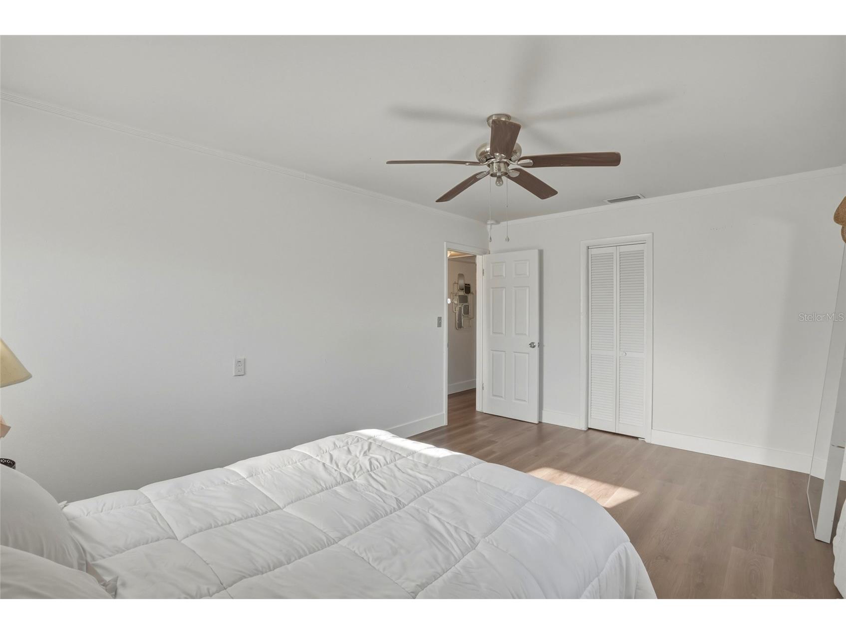220 45th Avenue S Saint Petersburg FL 33705 TB8489649 image17