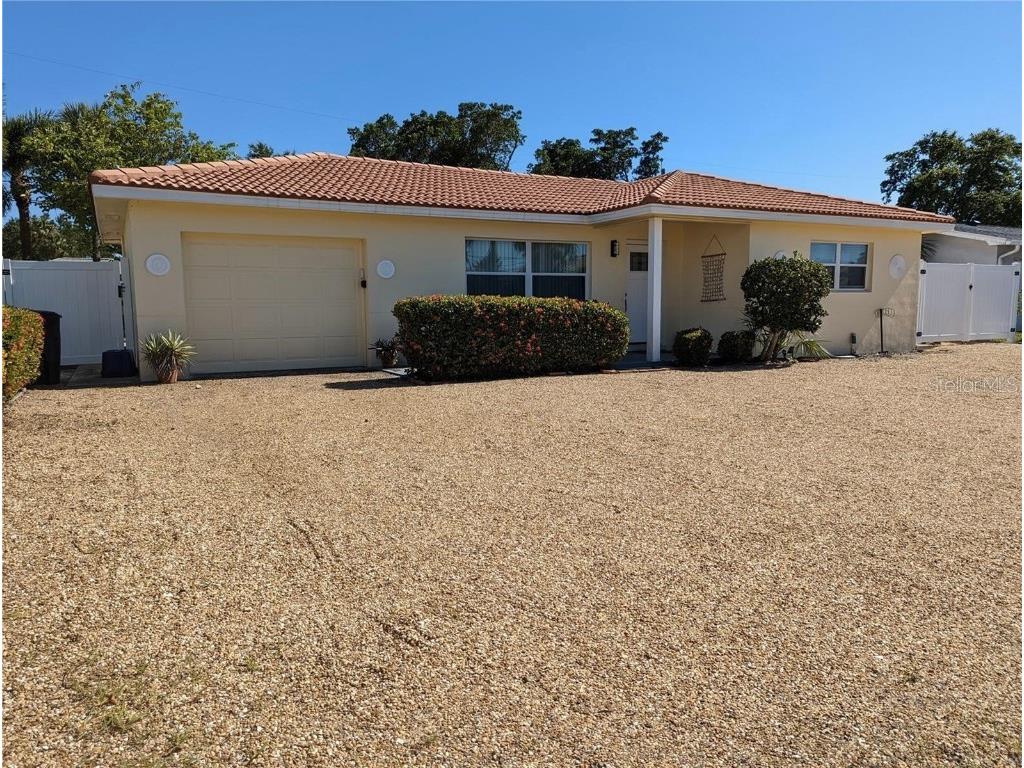 220 45th Avenue Saint Pete Beach FL 33706 T3449108 image1