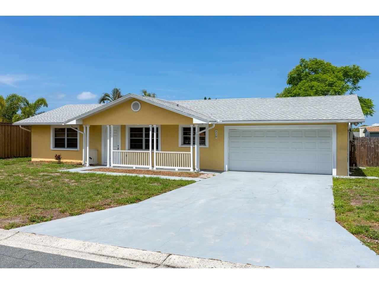 220 57th Street Court W Bradenton FL 34209 A4687181 image1