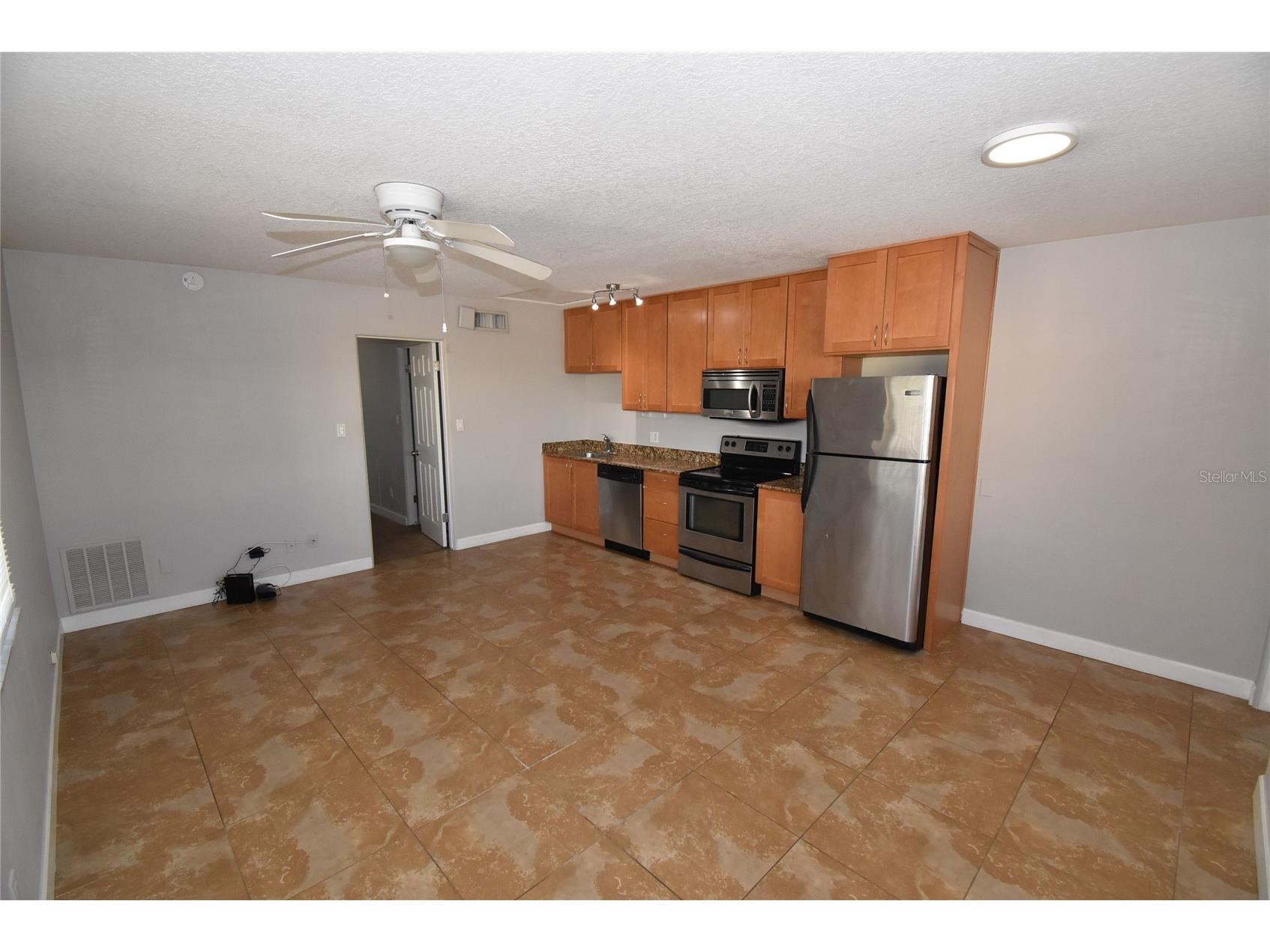 220 6th Avenue N #11 Saint Petersburg FL 33701 C7527176 image11