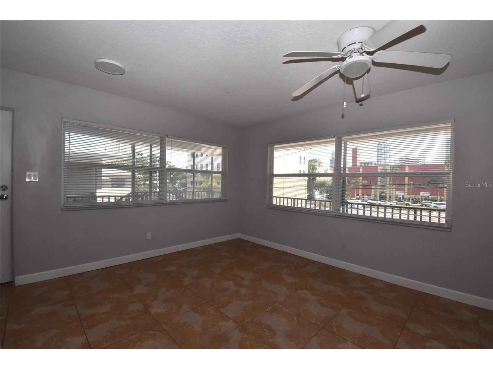 220 6th Avenue N #11 Saint Petersburg FL 33701 C7527176 image12