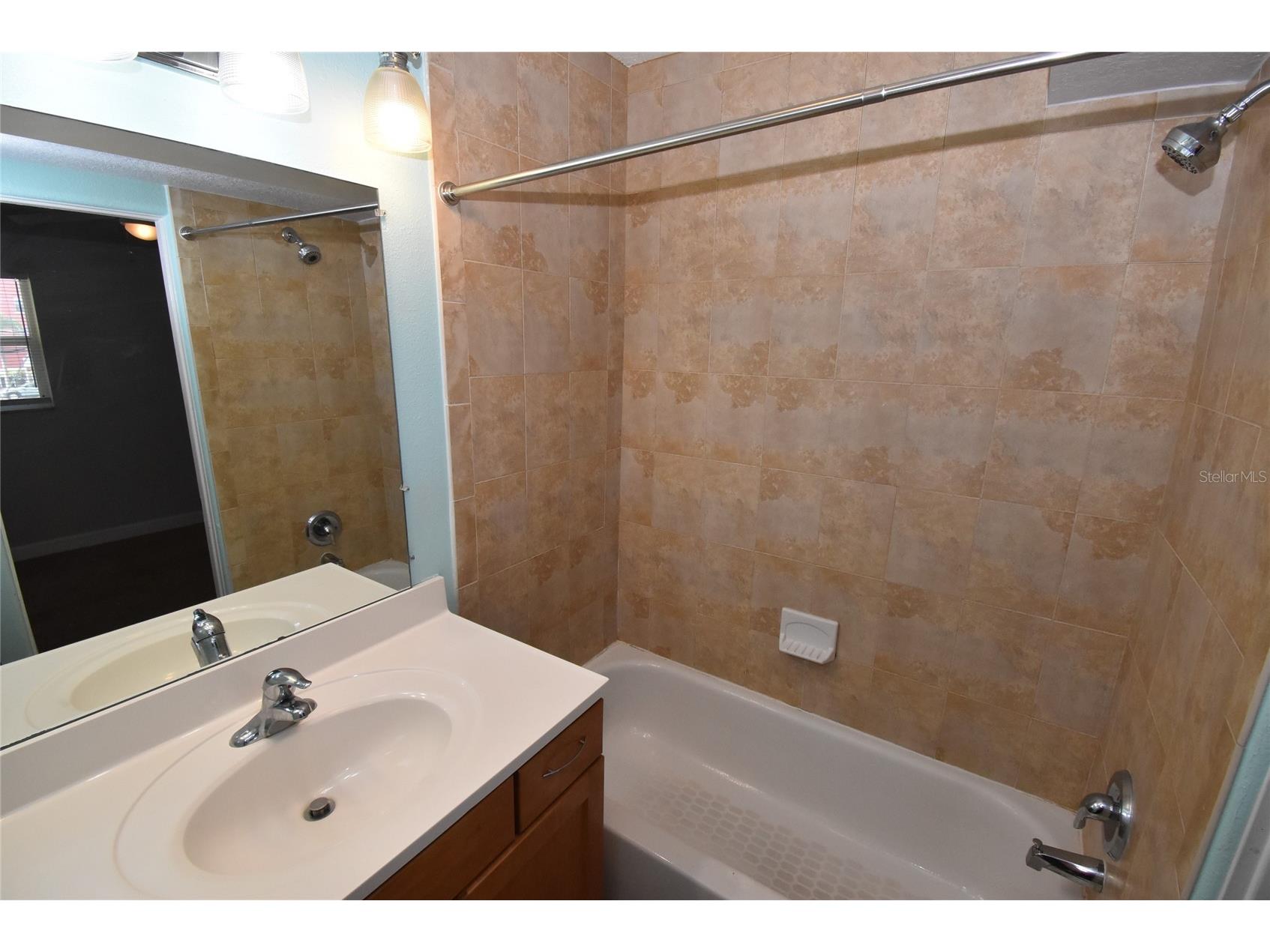 220 6th Avenue N #11 Saint Petersburg FL 33701 C7527176 image16
