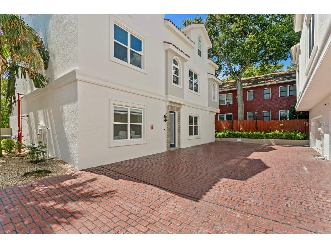 220 7th Avenue N #220 Saint Petersburg FL 33701 TB8442284 image3