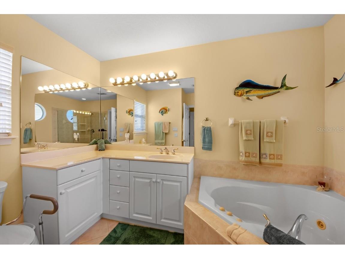 220 82nd Street Holmes Beach FL 34217 A4675931 image23