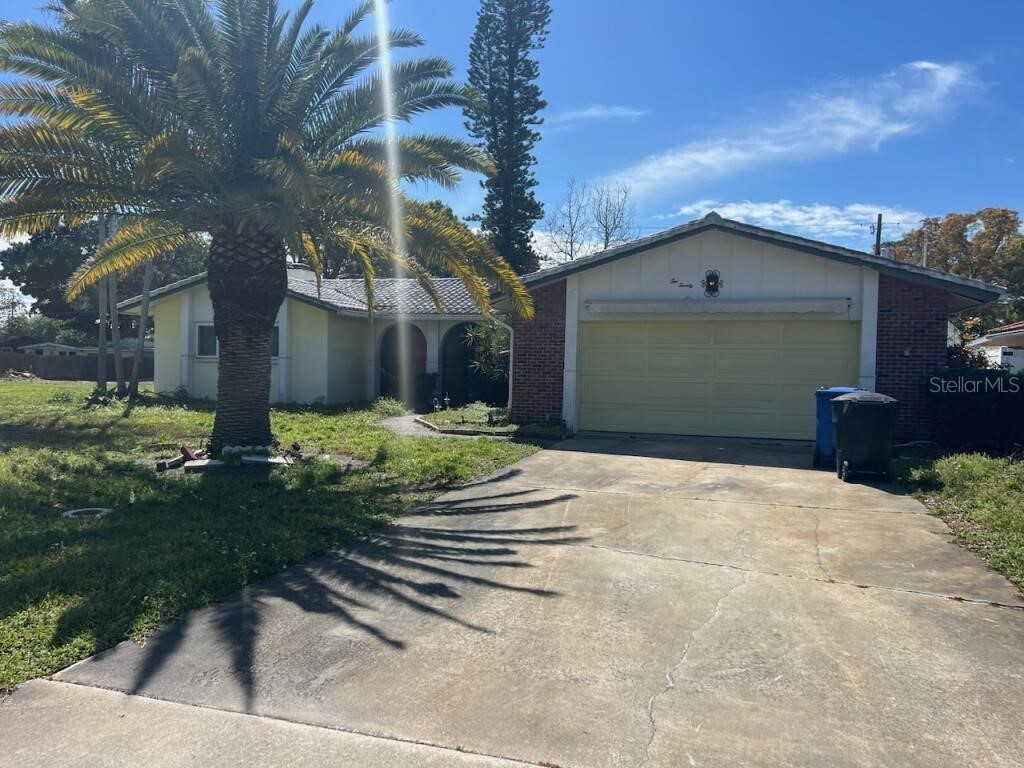 220 90th Avenue NE Saint Petersburg FL 33702 U8234997 image1