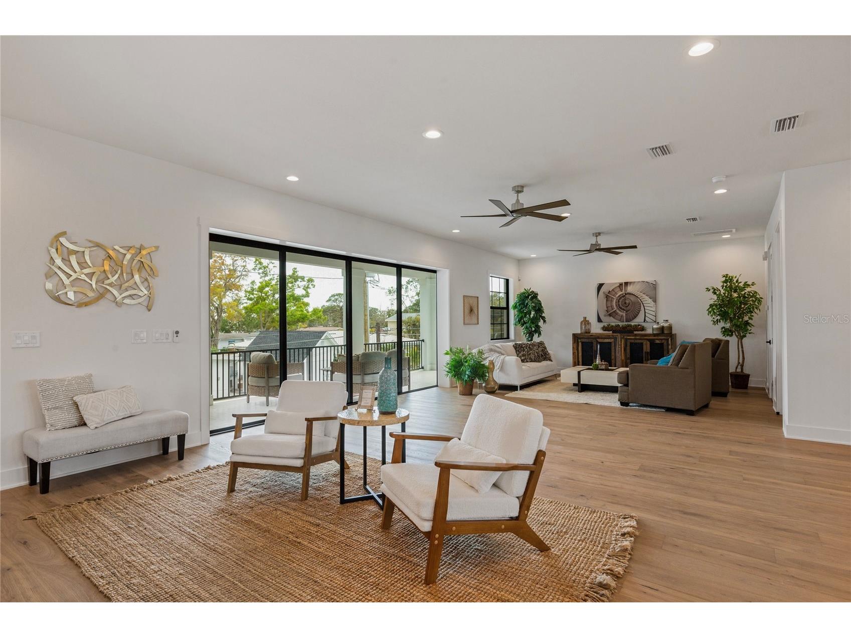 220 90th Avenue NE Saint Petersburg FL 33702 TB8423274 image22
